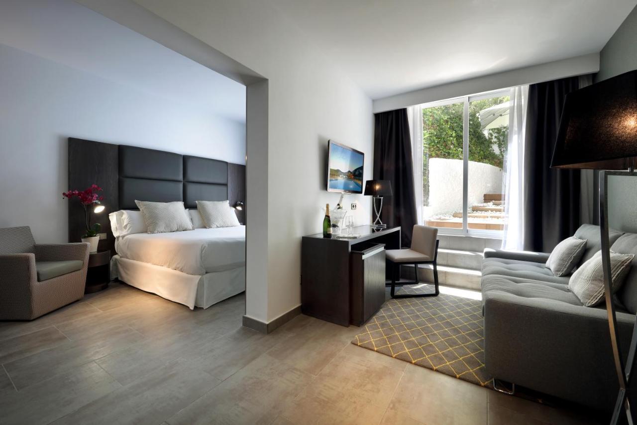 Palladium Hotel Cala Llonga - Adults Only Eksteriør bilde